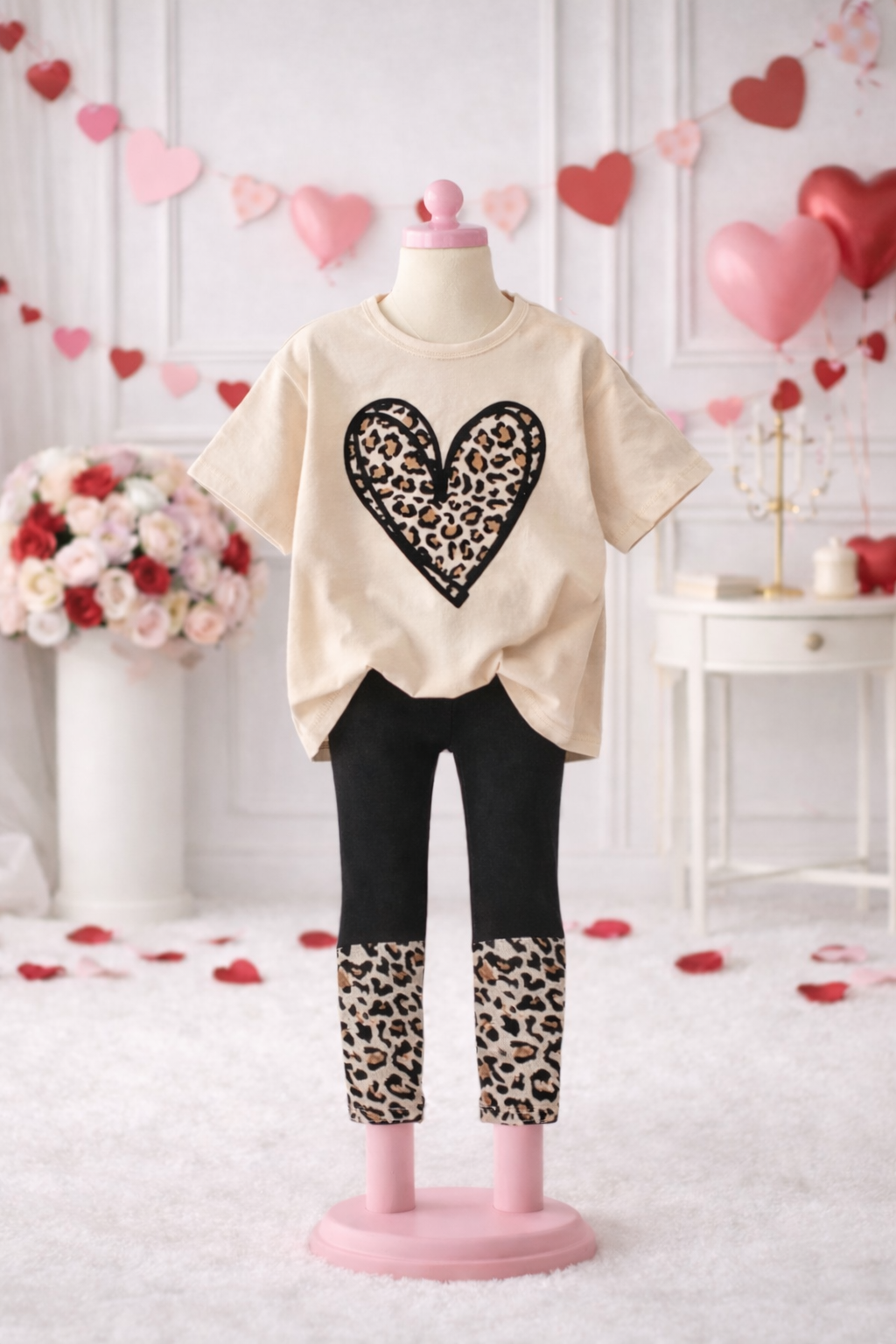 Cheetah Lounge Fit
