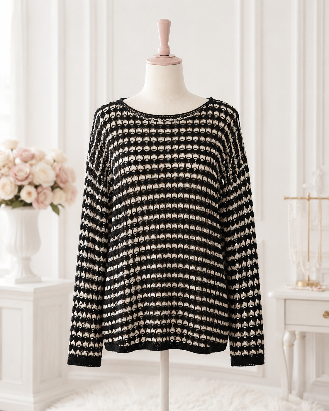 Black & Cream Knit Top