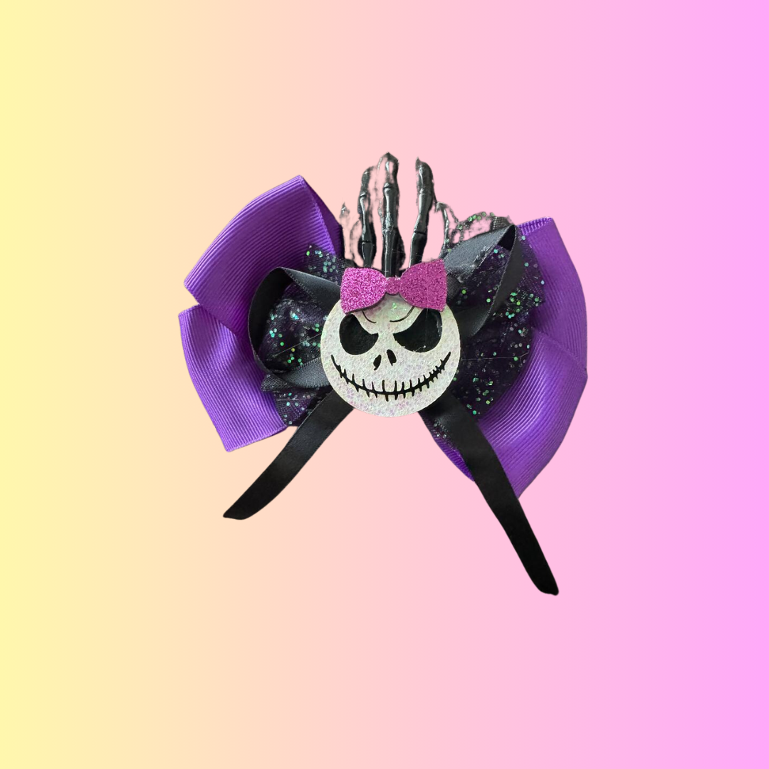 Skull Bow Hand